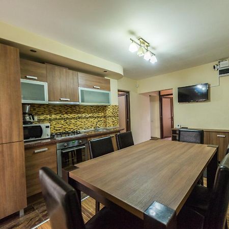 Apartament Carol Davila Piteşti Exterior foto