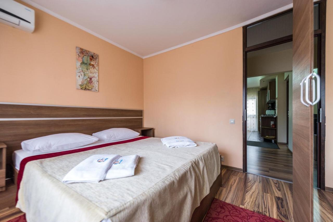 Apartament Carol Davila Piteşti Exterior foto